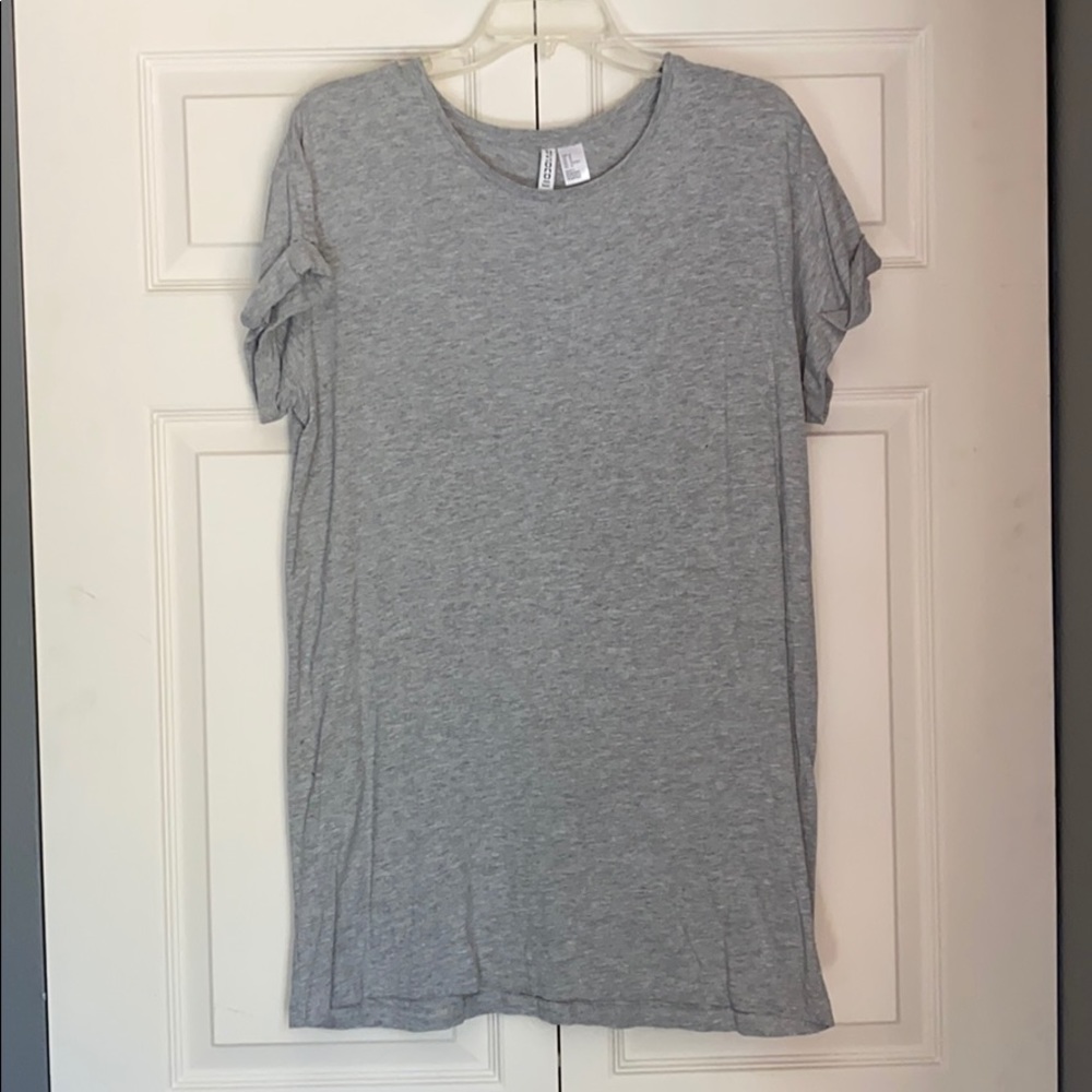 Simple gray tunic